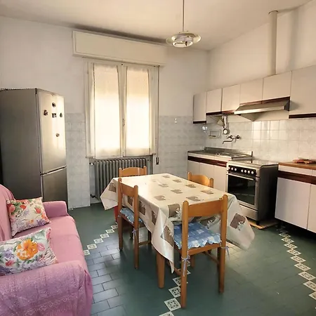 Appartamento Cn046 - Cesenatico, Ampio Trilocale Con Posto Auto